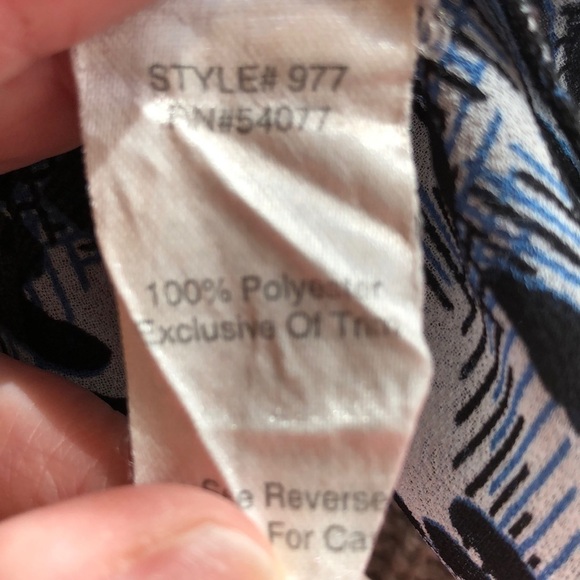 CAbi Leopard Print Top - Picture 6 of 7